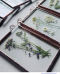 Pressed flower frame workshop in Lewes, East Sussex